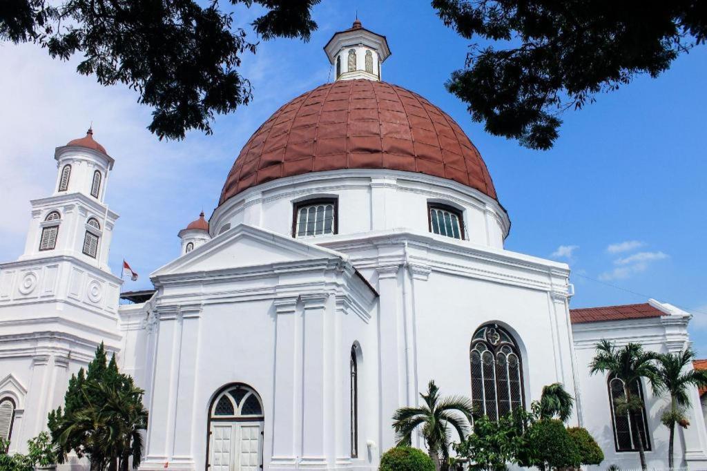 Horison Kota Lama Semarang Exterior foto